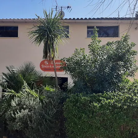 Eco-lodge Lou Pantai Кемпинг 3*