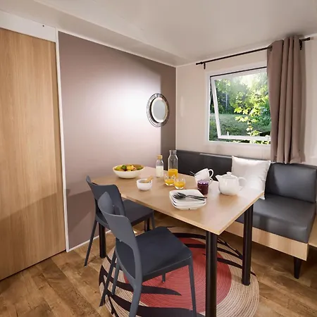 Eco-lodge Lou Pantaï Camping 3*