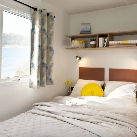 Eco-lodge Lou Pantaï Camping 3*