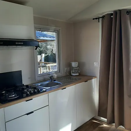 Eco-lodge Lou Pantaï 3* Le Pradet