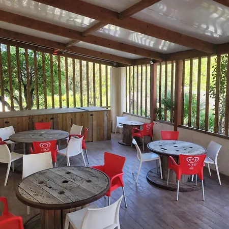 Eco-lodge Lou Pantaï 3* Le Pradet